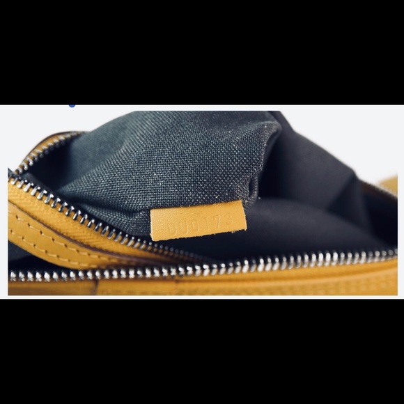 Louis Vuitton mustard duffel bag - Picture 2 of 3